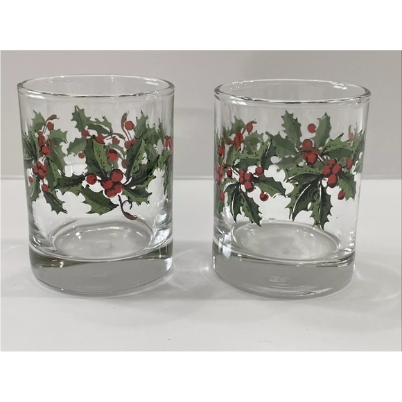 Set Of 2 Vintage Christmas Shot Glasses Tea Light Candle Holders Holly Berry - Picture 3 of 4